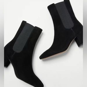 Ann Taylor Black Heeled Boots